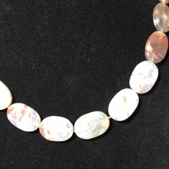 Agate Translucent Stone 20” Necklace EVC Aged Silver Tone Flower Toggle Clasp - Picture 5 of 12